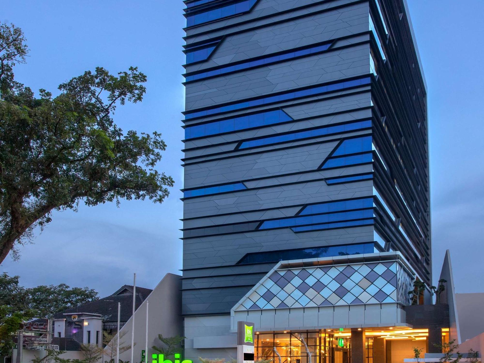 ไอบิส สไตล์ เมดาน ปัตติมูรา Hotel ภายนอก รูปภาพ